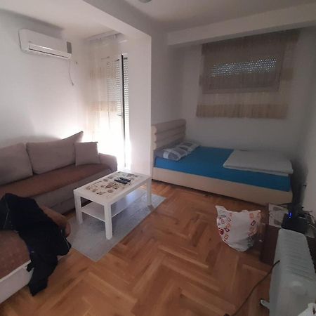 Apartment Luka Podgorica Exterior foto